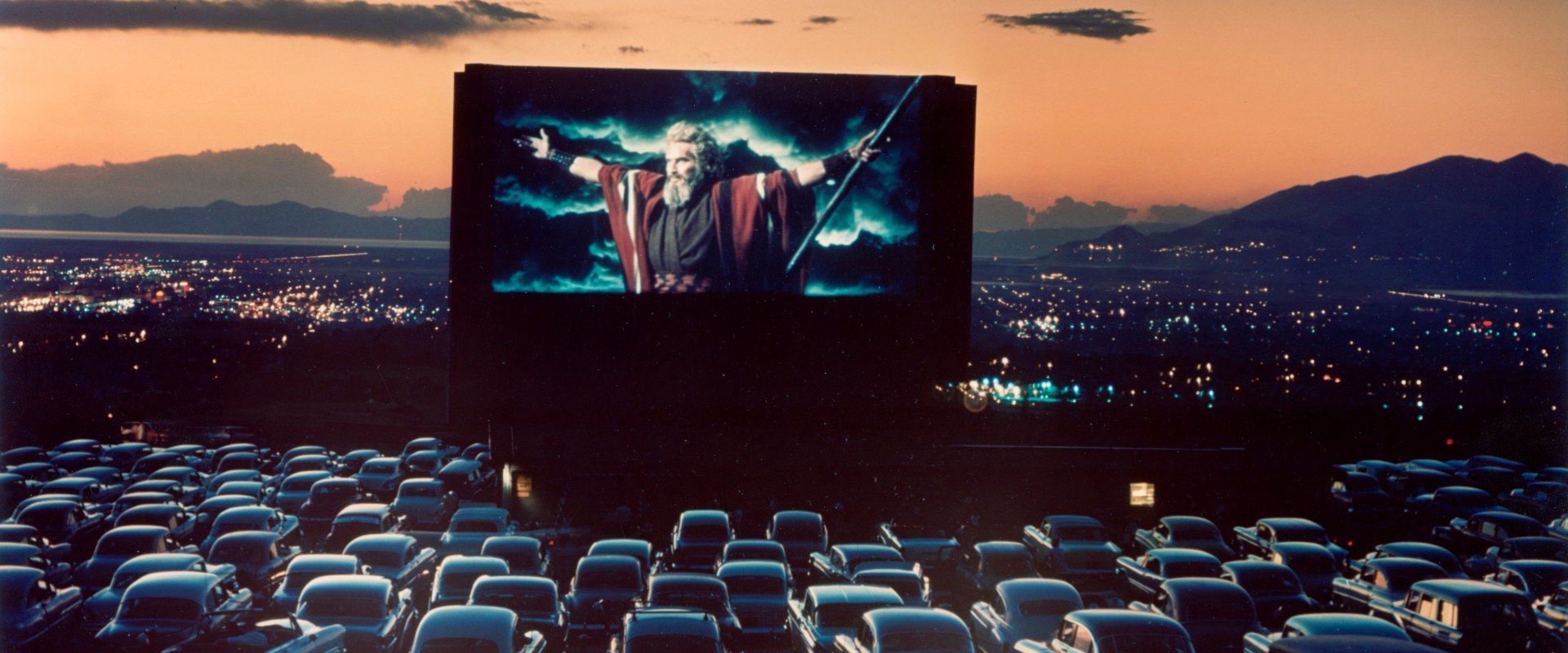 Veterans Special Screenings: Enjoy a Movie at a Drive-In Theater in Southern California